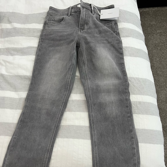 NWT Vervet Women's Gray Jeans - Picture 3 of 4